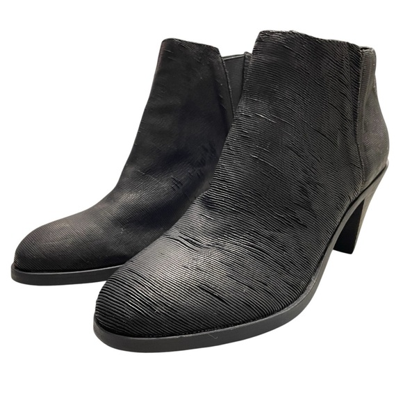Eileen Fisher Great Bootie Boot Heel Black Intaglio Leather Women’s 10 - Picture 1 of 12